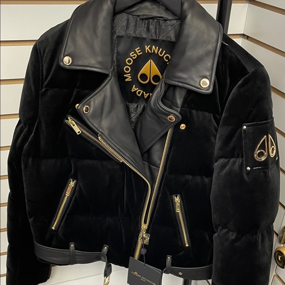 Moose Knuckles Black Puffer with Gold Accents - Picture 5 of 7